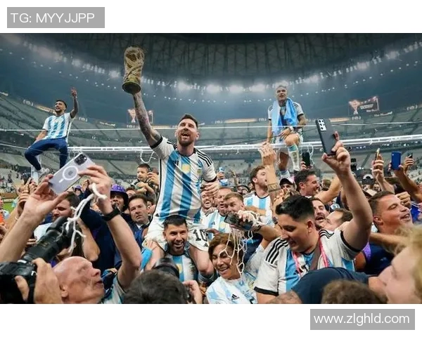 足球明星在卡塔尔的高清图片展示与精彩瞬间回顾