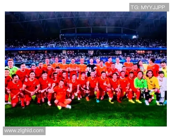 香港足球明星风采全景展示与精彩瞬间回顾图集