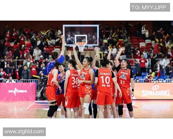 全运会精彩回顾：广州篮球队展现卓越团队协作精神与默契配合