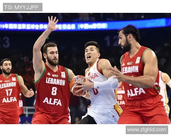 北京篮球队在世界杯预选赛中以74分稳居积分榜首位展现强劲实力